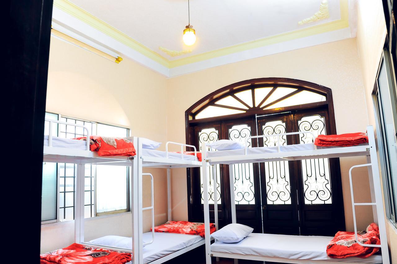 Queen Homestay Hué Eksteriør billede
