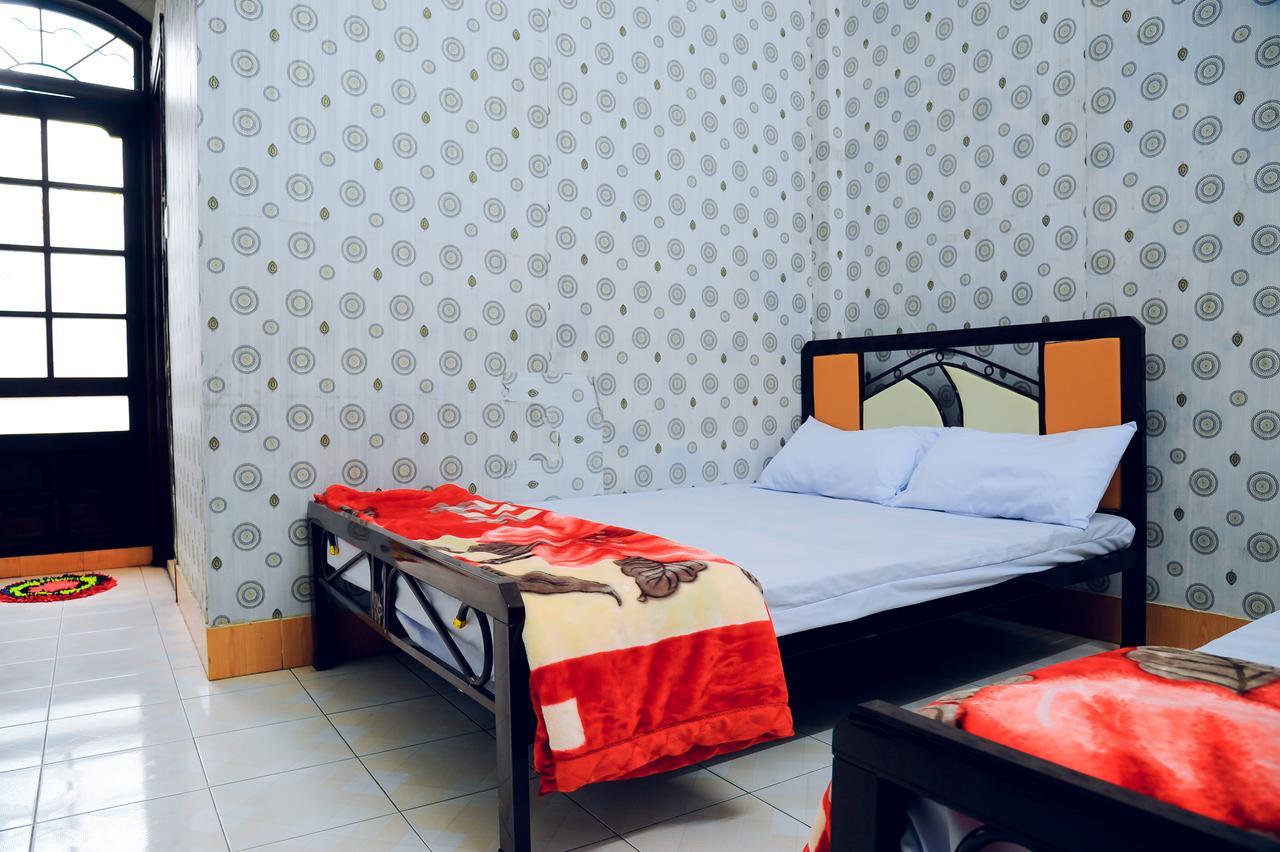 Queen Homestay Hué Eksteriør billede